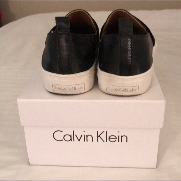 Calvin Klein shoes - Picture 3 of 3